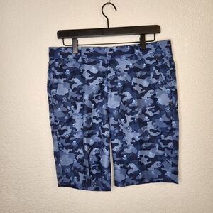 G/Fore Men’s Size 32 Blue Camo W/skulls Shorts